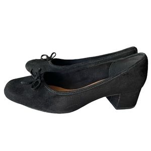 Clarks black ballet style with 1 1/2 inch block heel. Like new.